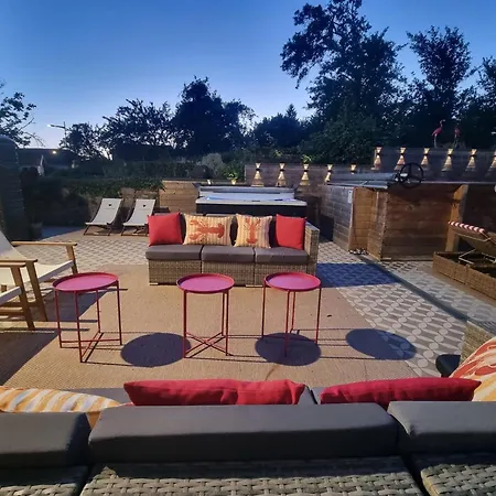Villa Nouveau ! Maison De Famille 4 étoiles, Jacuzzi Et Piscine Au Cœur Des Vosges - La Maison De Jeanne