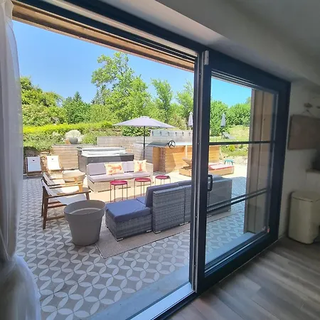 Villa Nouveau ! Maison De Famille 4 étoiles, Jacuzzi Et Piscine Au Cœur Des Vosges - La Maison De Jeanne Begnecourt